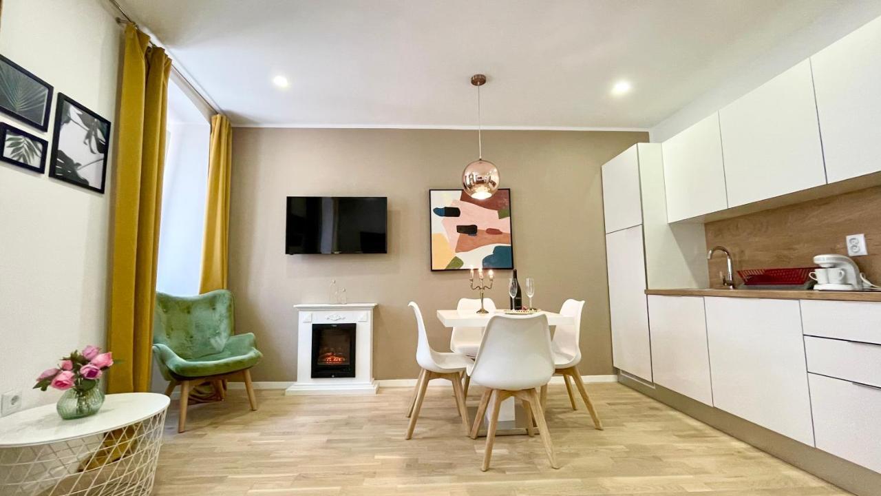 Hedone Luxury 3 Apartments With Free Parking Pula Zewnętrze zdjęcie