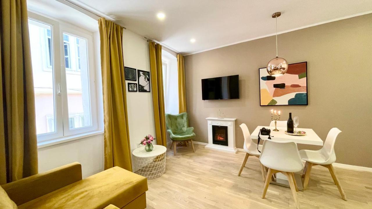 Hedone Luxury 3 Apartments With Free Parking Pula Zewnętrze zdjęcie