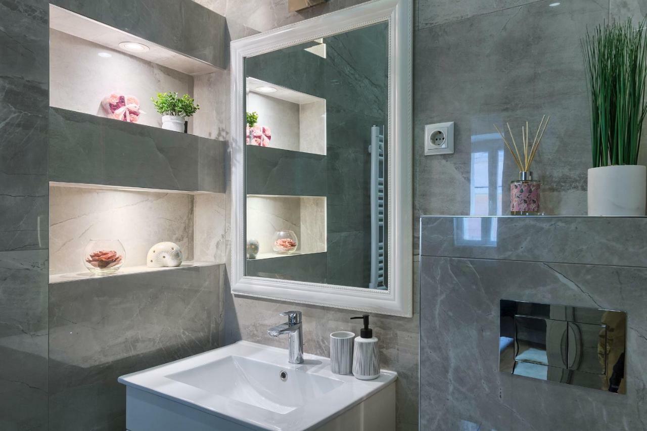Hedone Luxury 3 Apartments With Free Parking Pula Zewnętrze zdjęcie